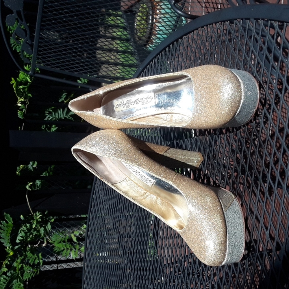 Womens formal shoes